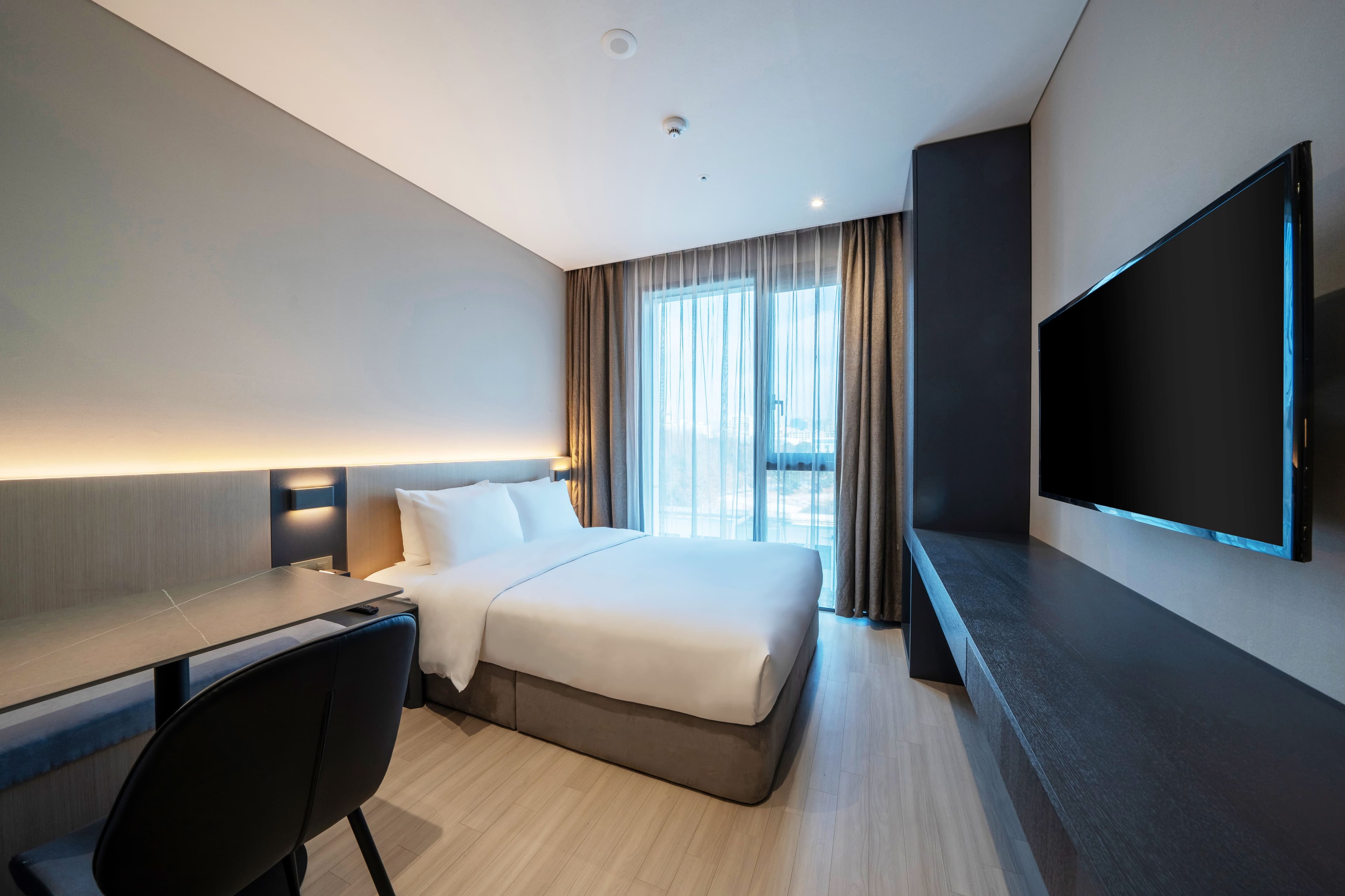 홈즈스테이 수원